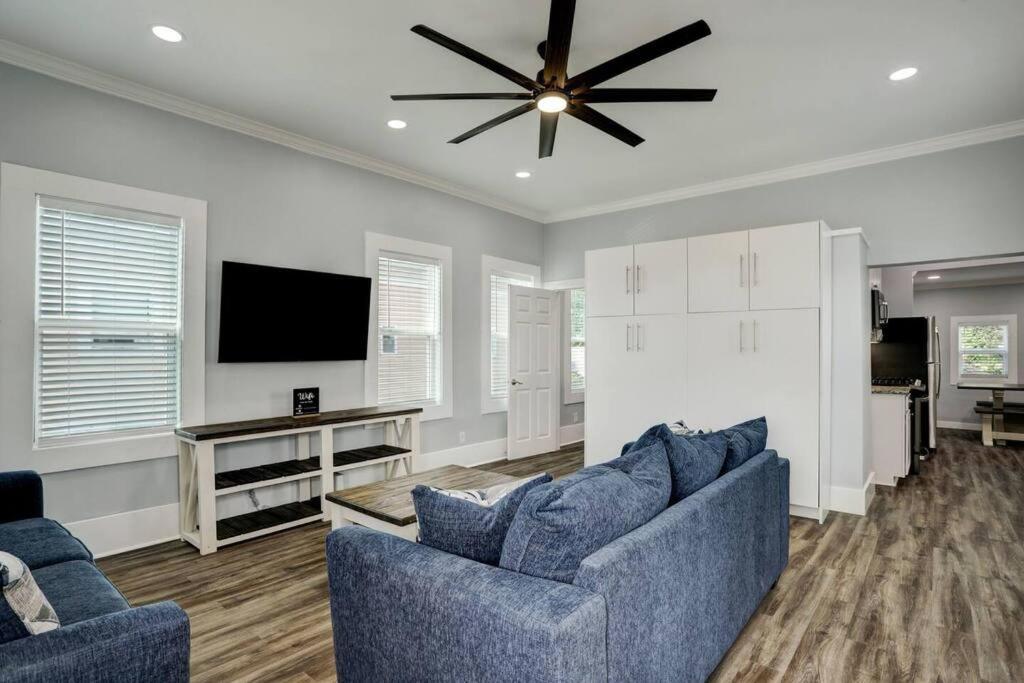 Renovated Beach Bungalow! Galveston Exterior foto