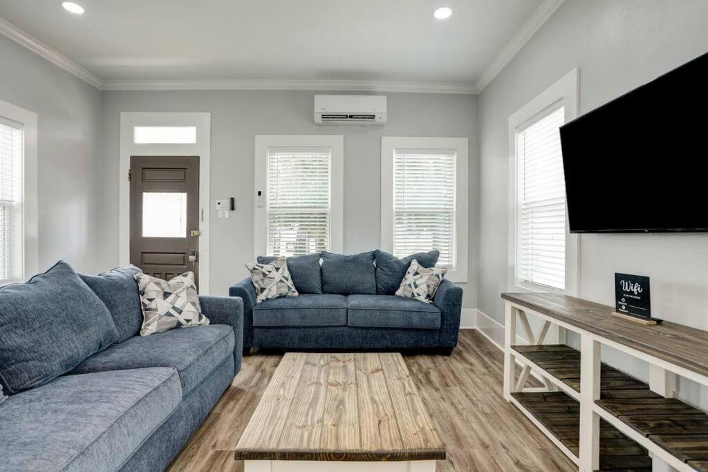 Renovated Beach Bungalow! Galveston Exterior foto