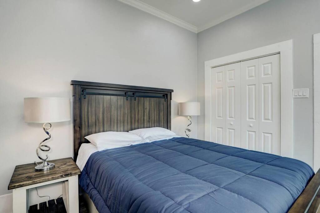 Renovated Beach Bungalow! Galveston Exterior foto